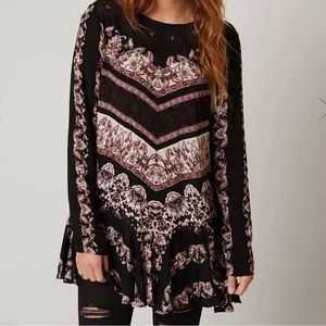 Free People Smooth Talker Black Purple Cream Floral Bohemian Print Top Large